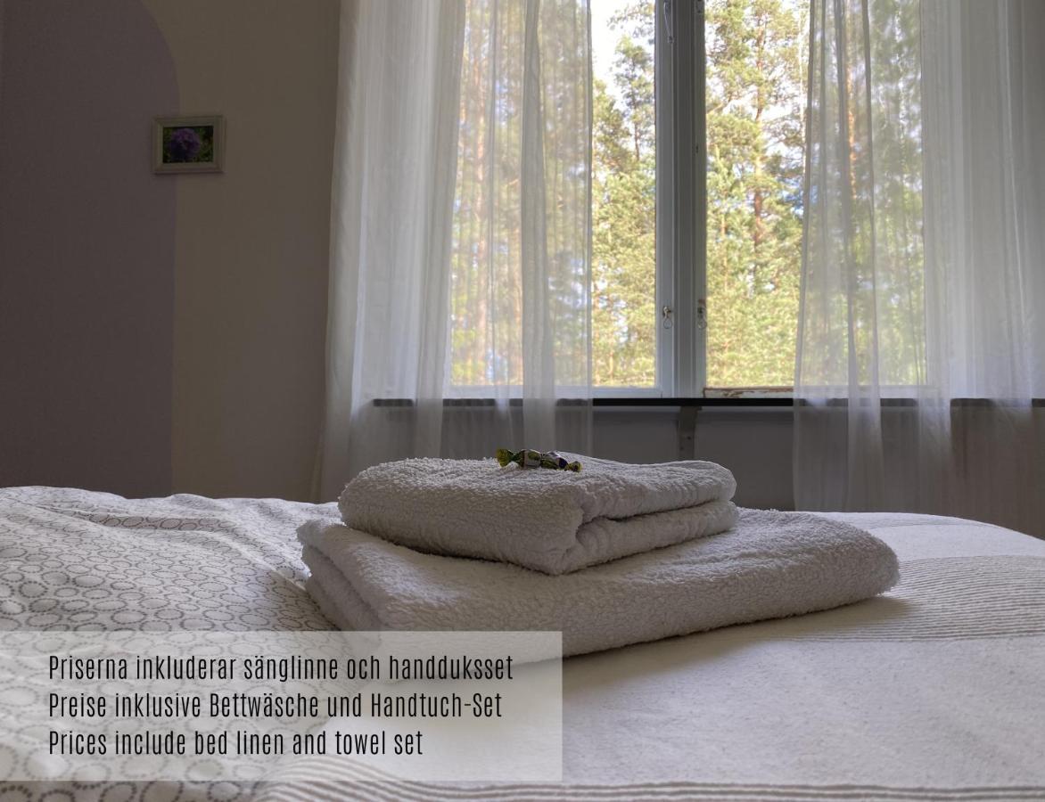 Villa Karlloesa - Bed And Breakfast Målilla Exteriér fotografie